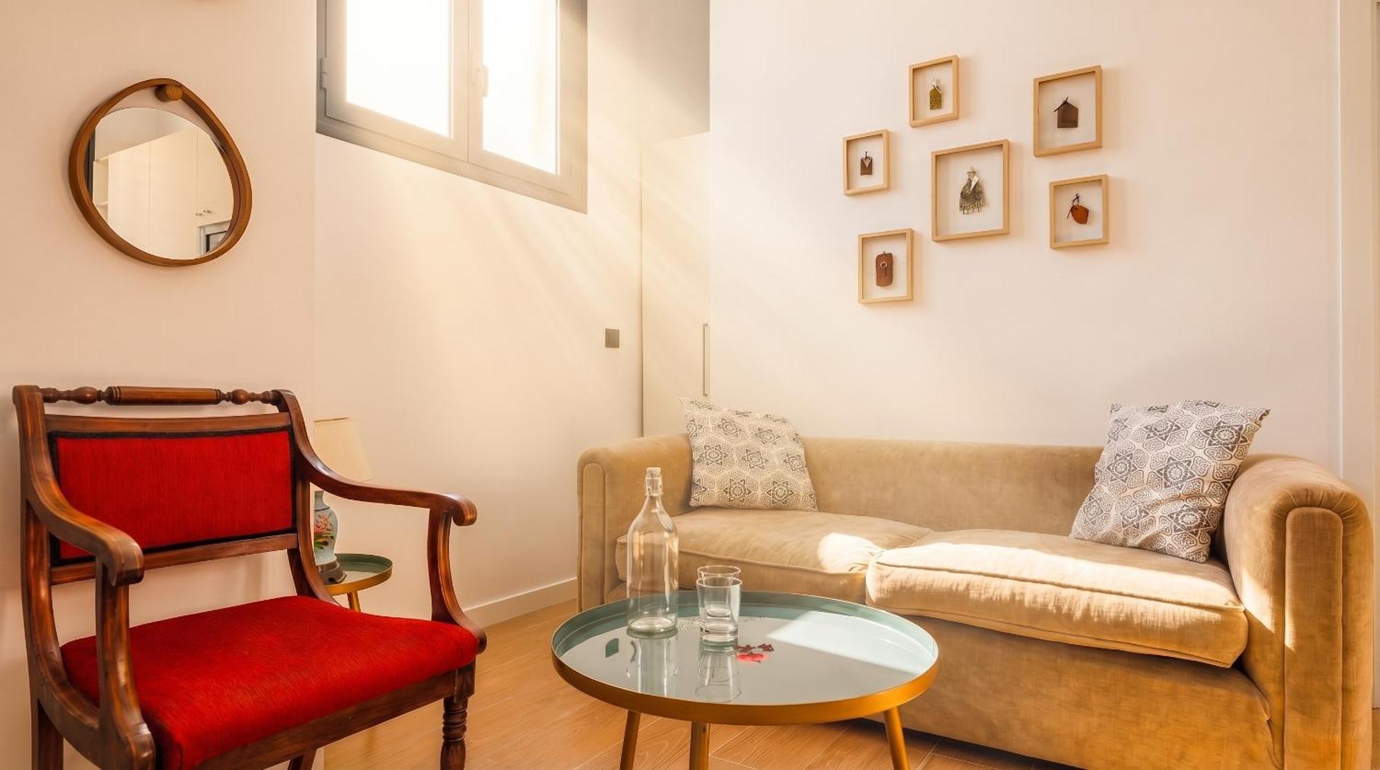 Oasis In The Heart Of Seville - 2 Bedroom Apt With Free Parking — Photos 3